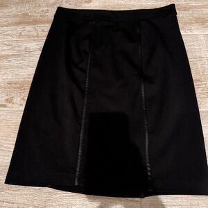 Chic Black Mini Skirt for Women